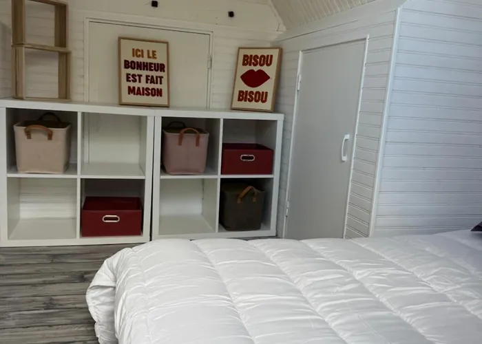 De La Vigne * Bagnoles de l'Orne Normandie